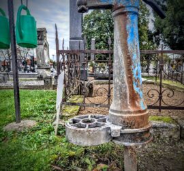 Közkút, büki temető